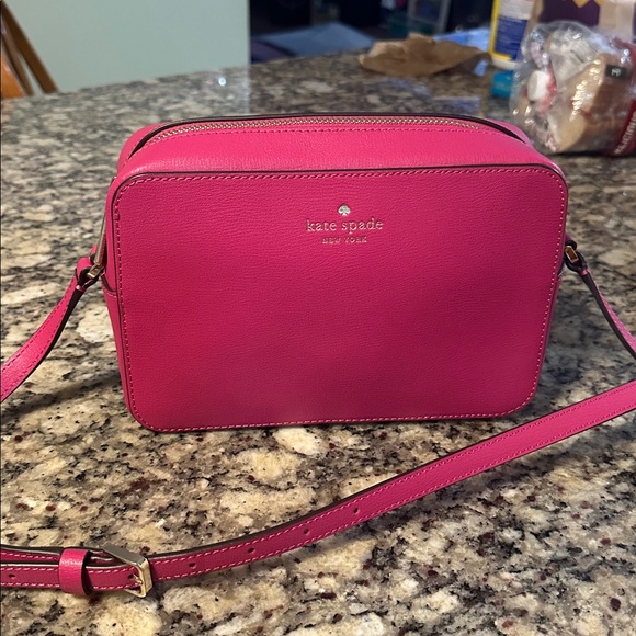 kate spade Handbags - Kate Spade Magenta Crossbody Bag